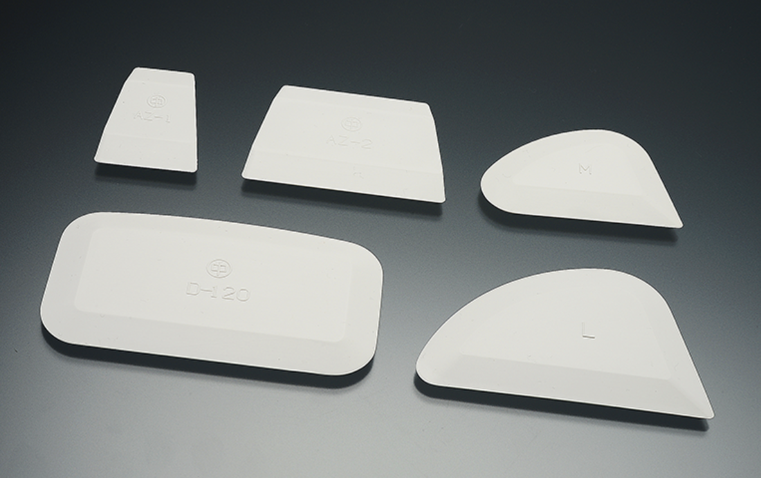 ホワイトヘラキット