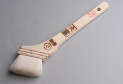 大雪 #防虫・防腐ステイン見切り用として。 ニス用の薄口。#宮崎刷毛