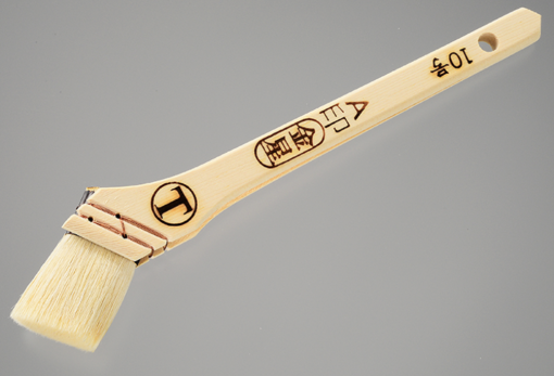 A印　金星ニス　筋違　白毛　＃受注生産品　＃毛の柔らかい良質の原毛を使用。伝統技術を生かし制作されたラック・ニス用の刷毛です。＃大塚刷毛　＃合成樹脂塗料用刷毛　＃薄口タイプ