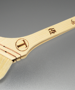 Alternative view of 合成樹脂用「優」筋違 白毛 #自然の毛先を最大限に活かす先揃え技術を駆使したU字形状刷毛。 どの方向にも塗料を吐出し、塗面に対して側面・頭部・アゴなど全ての面がフィットします。#大塚刷毛 #ベストセラー