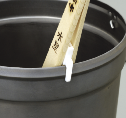 刷毛フック（厚口用）白 　(10コ）＃大塚刷毛　＃刷毛にワンタッチ装着、刷毛を下げ缶のフチに掛けておける便利グッズ。厚口用